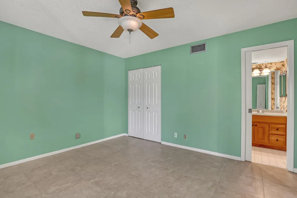 5869 Sugar Palm Court Delray Beach FL 33484