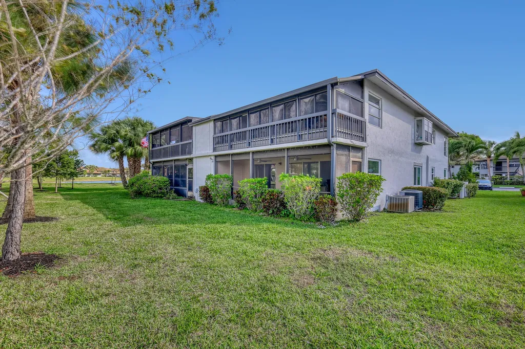 5869 Sugar Palm Court Delray Beach FL 33484