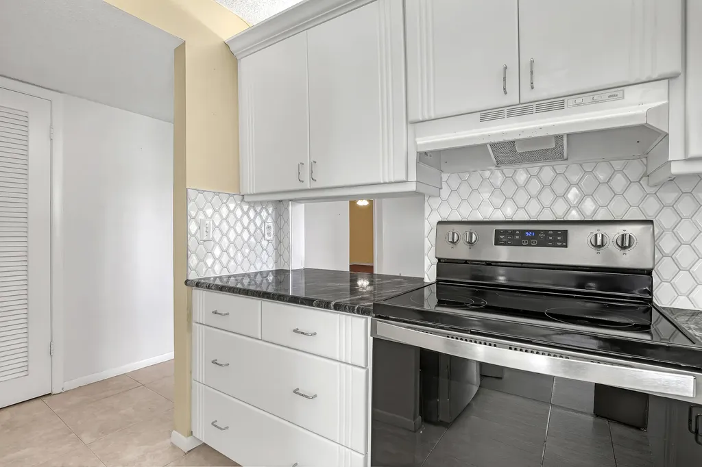 5869 Sugar Palm Court Delray Beach FL 33484