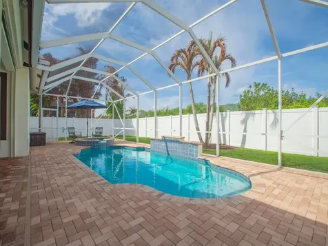 445 Wingate Terrace SW Vero Beach FL 32968