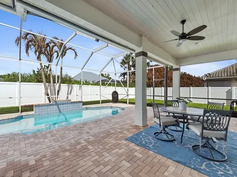 445 Wingate Terrace SW Vero Beach FL 32968