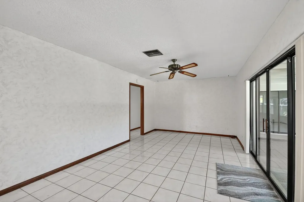 68 W Arch Drive Lake Worth FL 33467