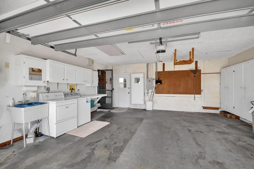 68 W Arch Drive Lake Worth FL 33467