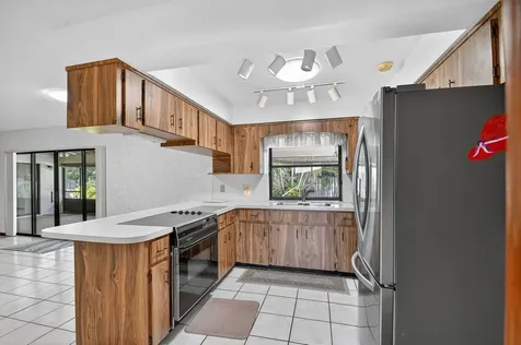 68 W Arch Drive Lake Worth FL 33467