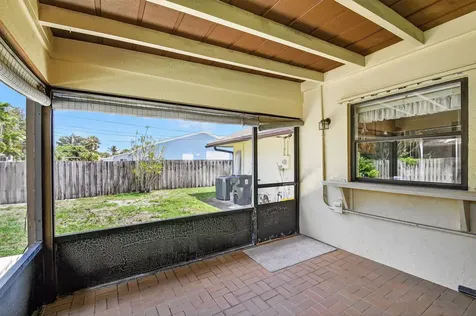 68 W Arch Drive Lake Worth FL 33467