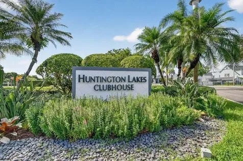 7240 Huntington Lane Delray Beach FL 33446