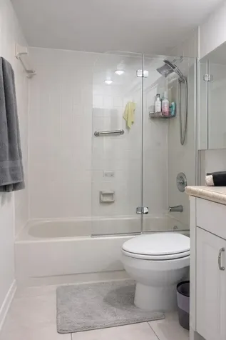 110 Lake Emerald Drive Oakland Park FL 33309