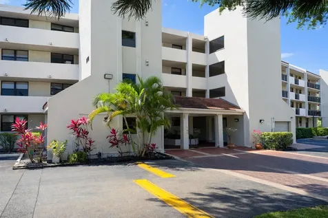 110 Lake Emerald Drive Oakland Park FL 33309