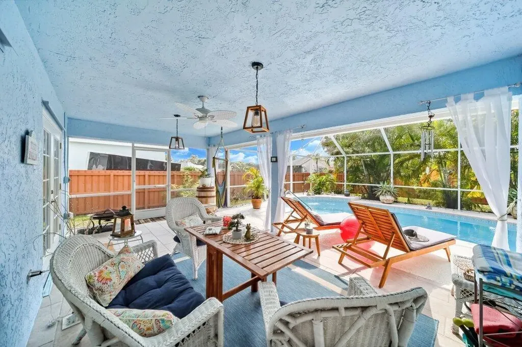 3285 SE Pinto Street Port St Lucie FL 34984