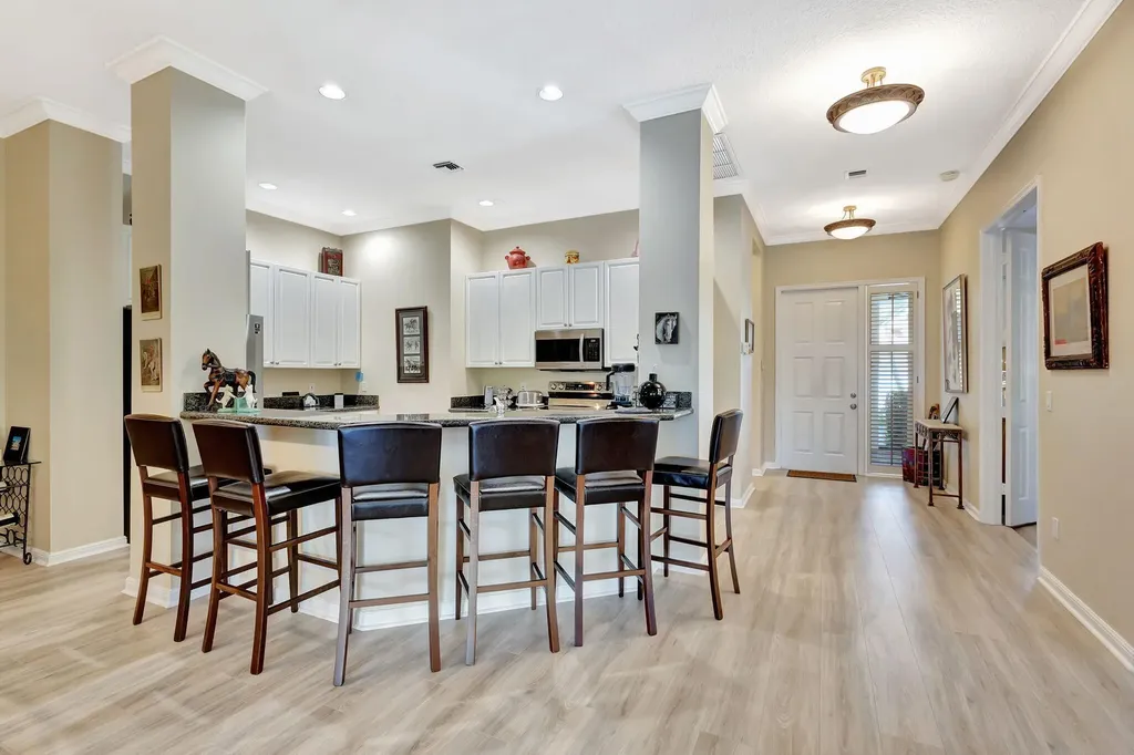 2941 Twin Oaks Way Wellington FL 33414