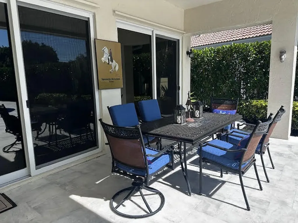 2941 Twin Oaks Way Wellington FL 33414