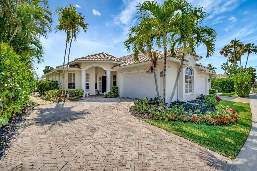 2941 Twin Oaks Way Wellington FL 33414