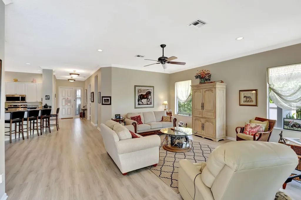 2941 Twin Oaks Way Wellington FL 33414