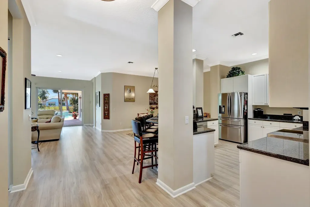 2941 Twin Oaks Way Wellington FL 33414