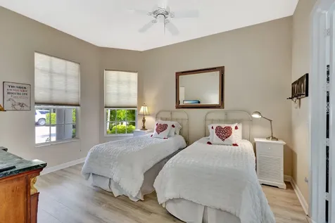 2941 Twin Oaks Way Wellington FL 33414