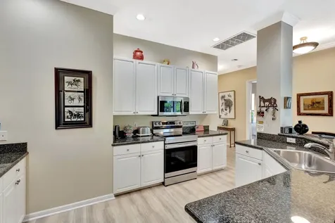 2941 Twin Oaks Way Wellington FL 33414