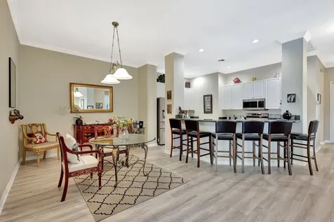 2941 Twin Oaks Way Wellington FL 33414