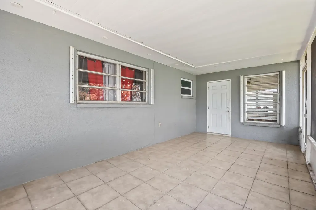 403 NE Oleander Avenue Port St Lucie FL 34952