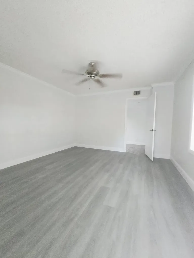 1956 Hartford Court West Palm Beach FL 33409