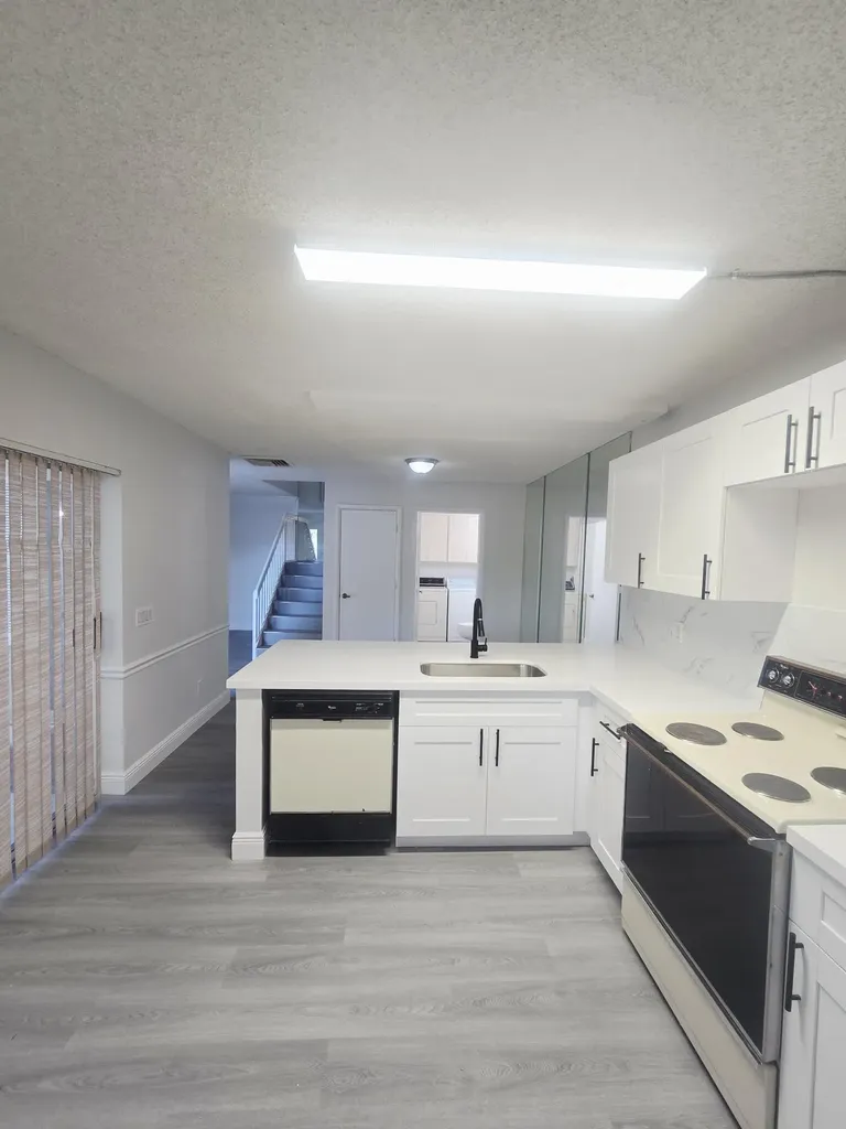 1956 Hartford Court West Palm Beach FL 33409