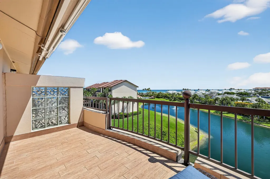 301 Ocean Bluffs Boulevard Jupiter FL 33477