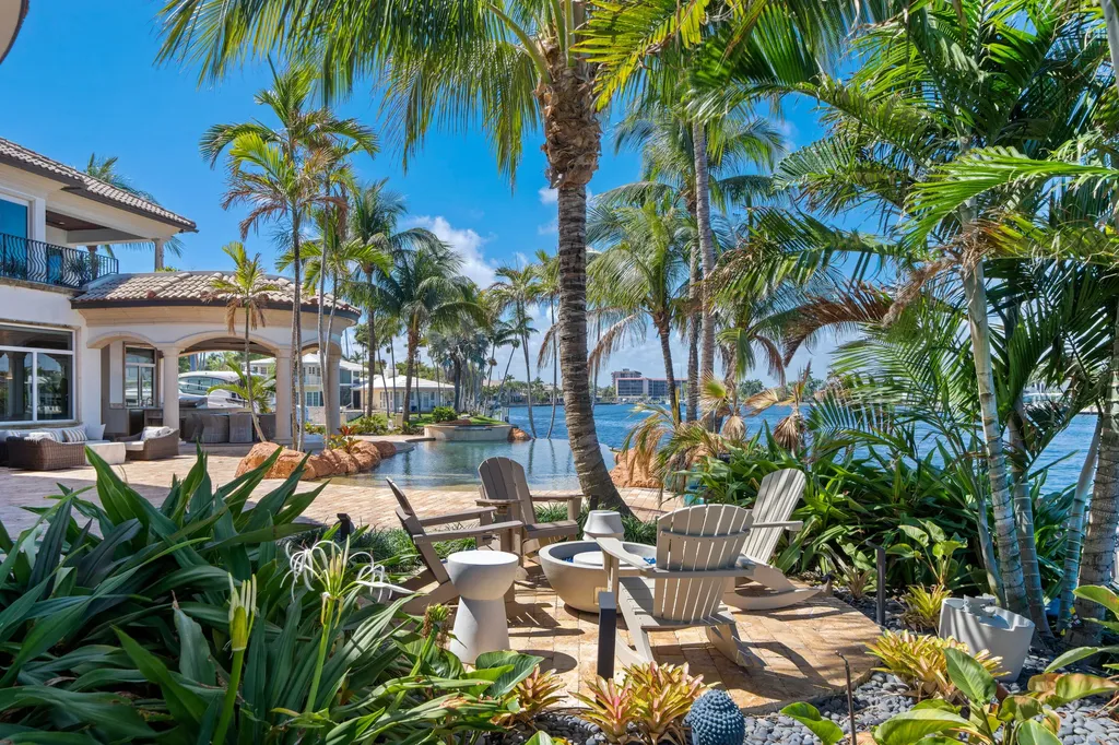 2593 SE 8th Street Pompano Beach FL 33062