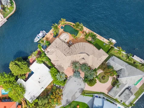 2593 SE 8th Street Pompano Beach FL 33062