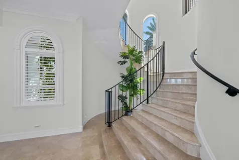 2593 SE 8th Street Pompano Beach FL 33062