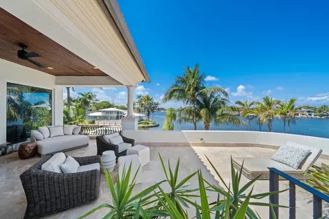 2593 SE 8th Street Pompano Beach FL 33062