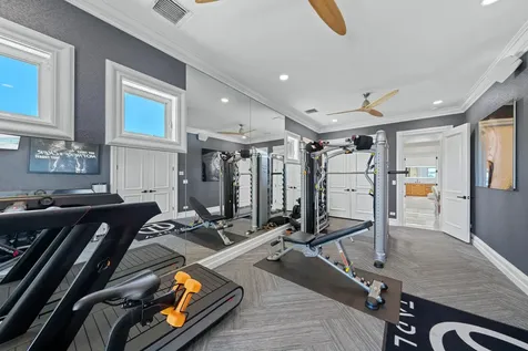 2593 SE 8th Street Pompano Beach FL 33062