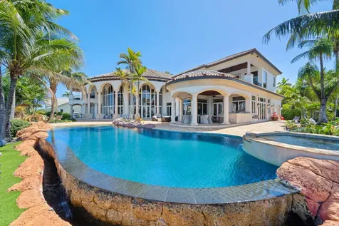 2593 SE 8th Street Pompano Beach FL 33062