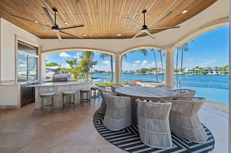 2593 SE 8th Street Pompano Beach FL 33062