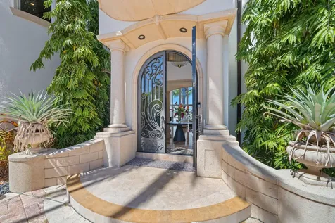 2593 SE 8th Street Pompano Beach FL 33062