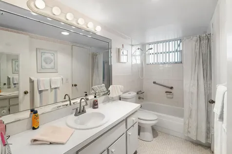 1333 E Hallandale Beach Boulevard Hallandale Beach FL 33009