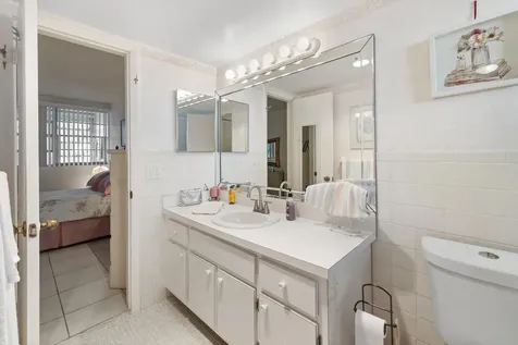1333 E Hallandale Beach Boulevard Hallandale Beach FL 33009