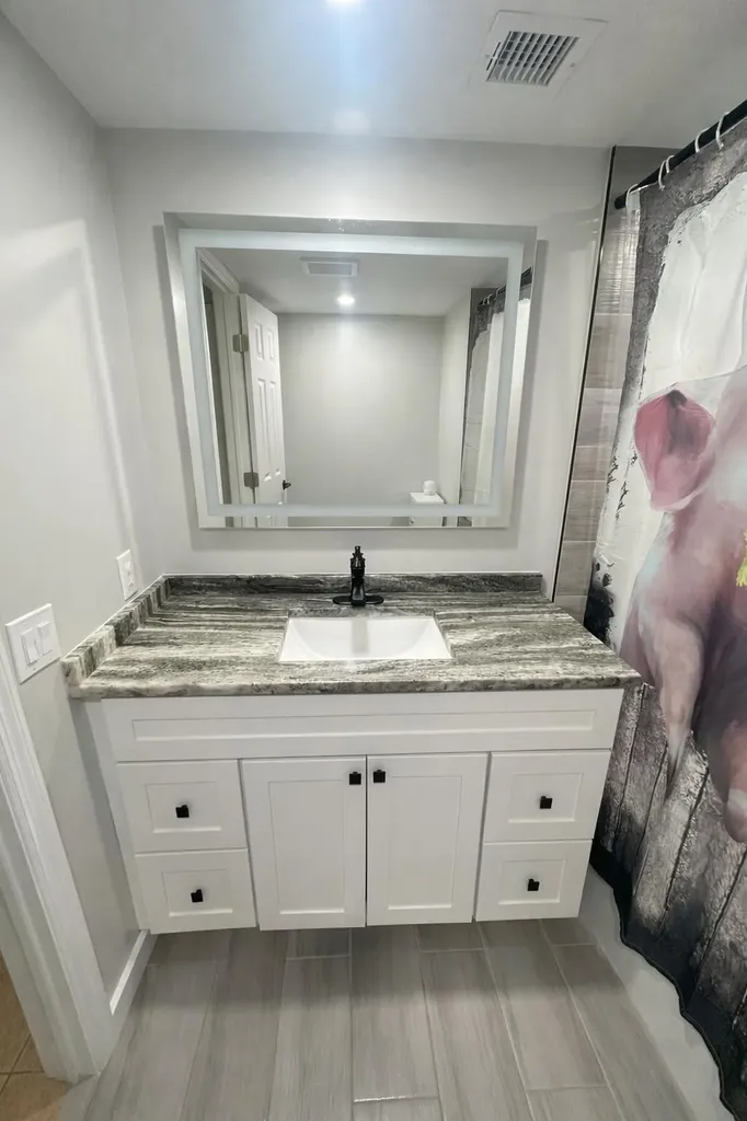 4052 N Pine Island Road Sunrise FL 33351