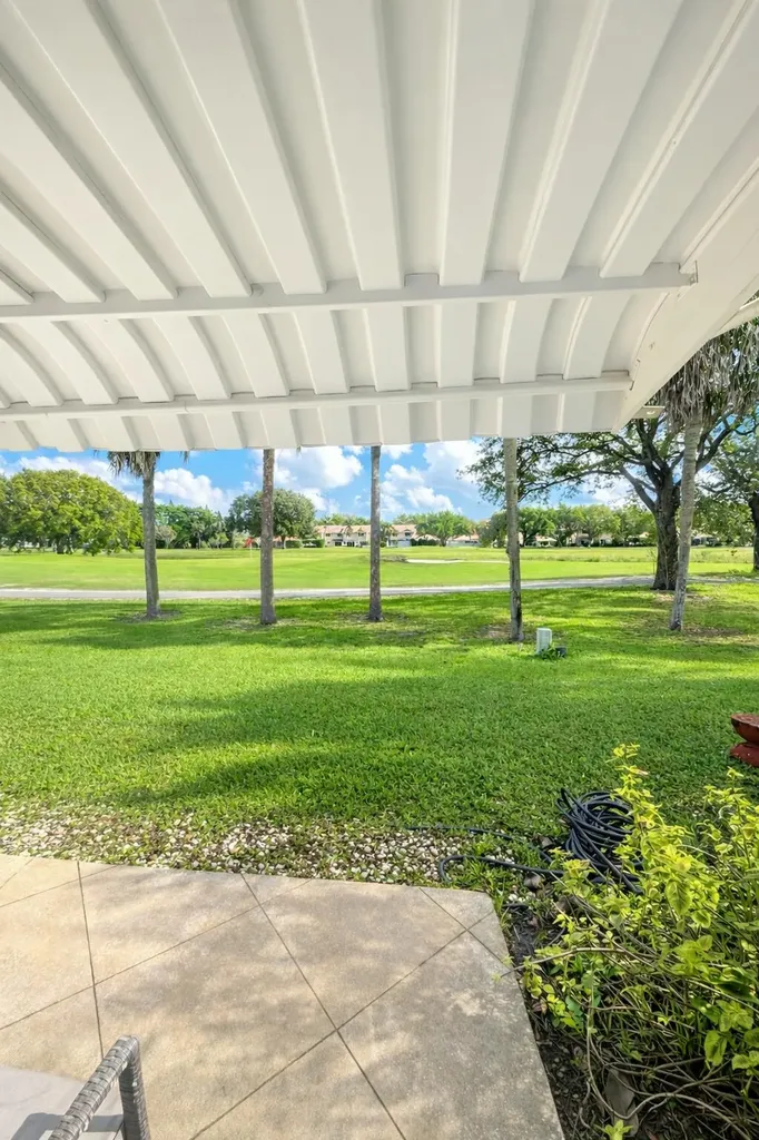 4052 N Pine Island Road Sunrise FL 33351