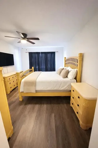 4052 N Pine Island Road Sunrise FL 33351