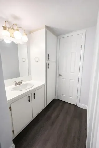 4052 N Pine Island Road Sunrise FL 33351
