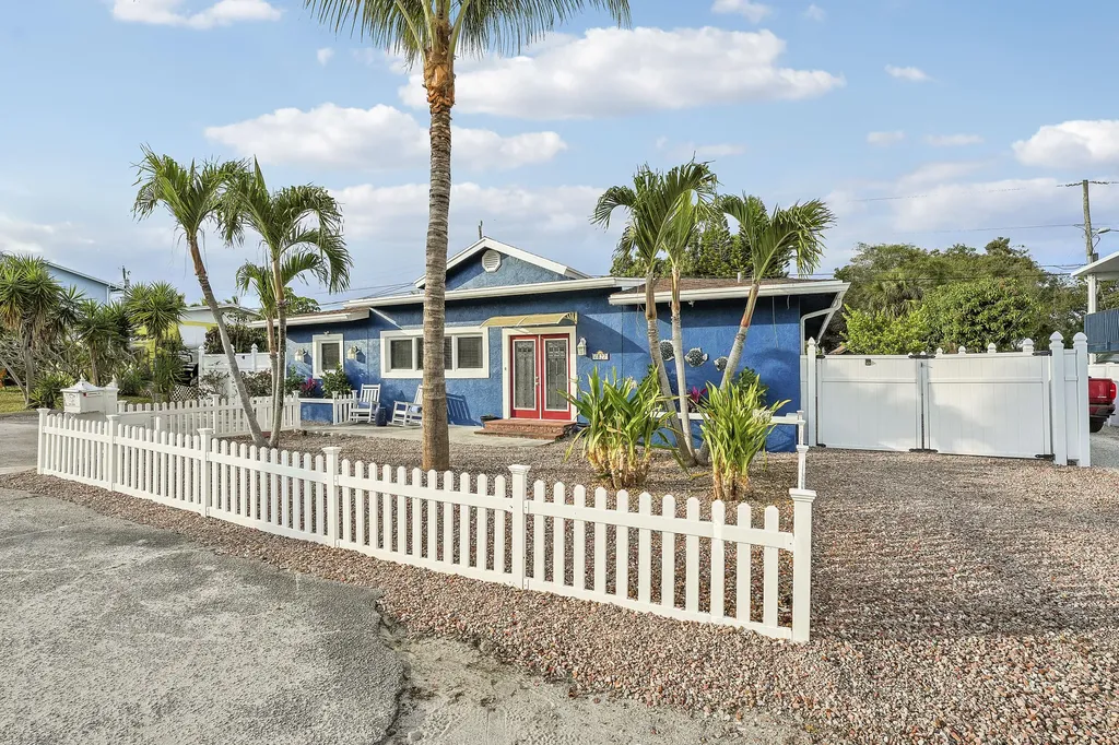 1827 Len Drive North Palm Beach FL 33408