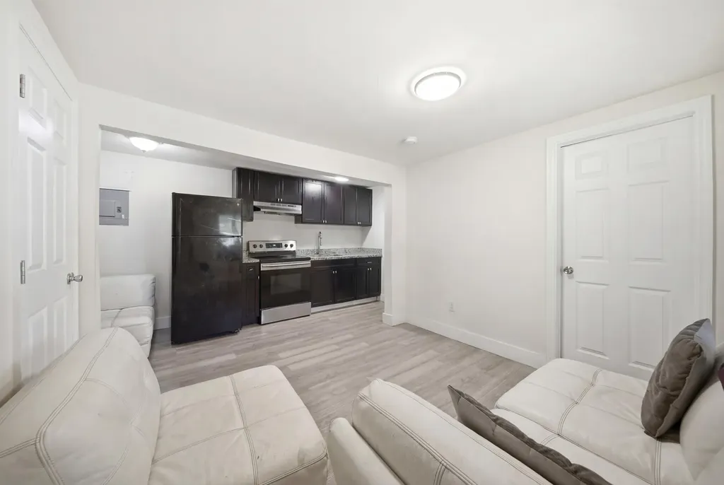 1796 NW 112th Street Miami FL 33167