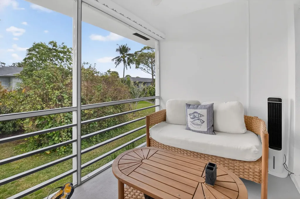 2340 SW 22nd Avenue Delray Beach FL 33445