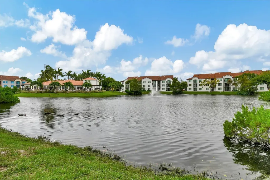 723 Villa Circle Boynton Beach FL 33435