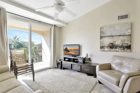 723 Villa Circle Boynton Beach FL 33435