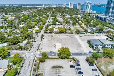 481 40th Street West Palm Beach FL 33407