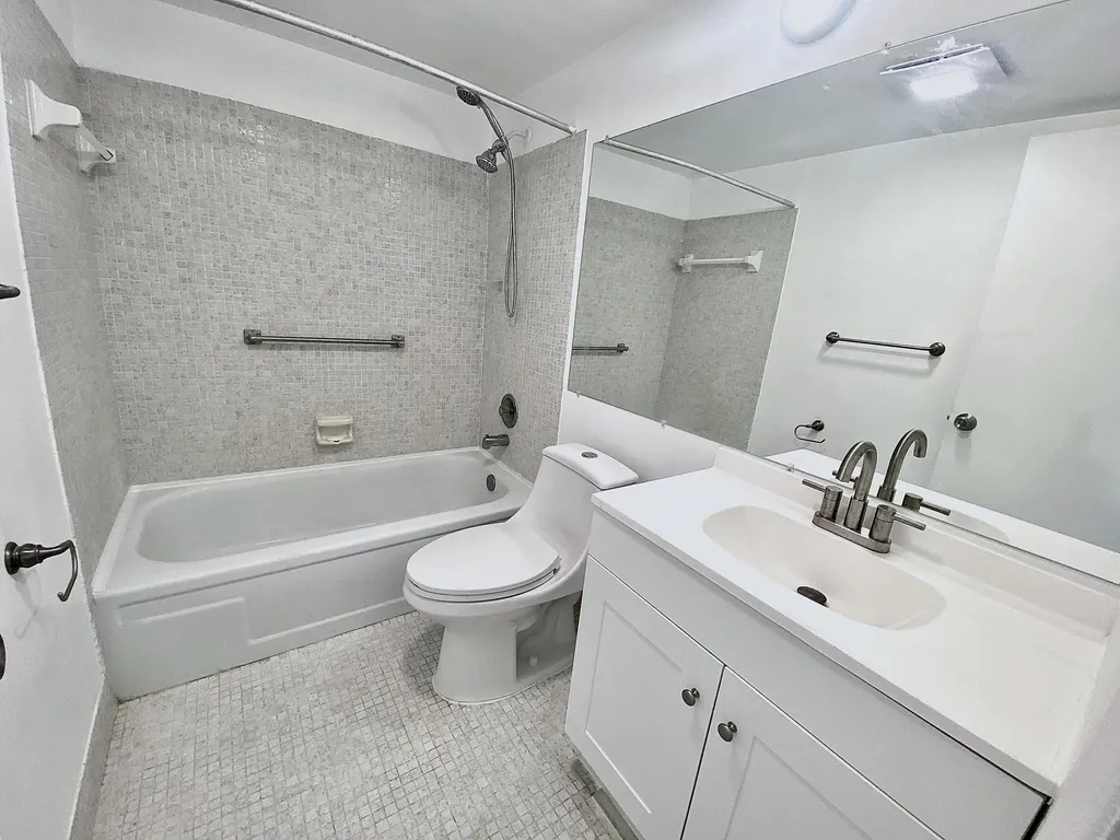 98 E Tilford Place Deerfield Beach FL 33442