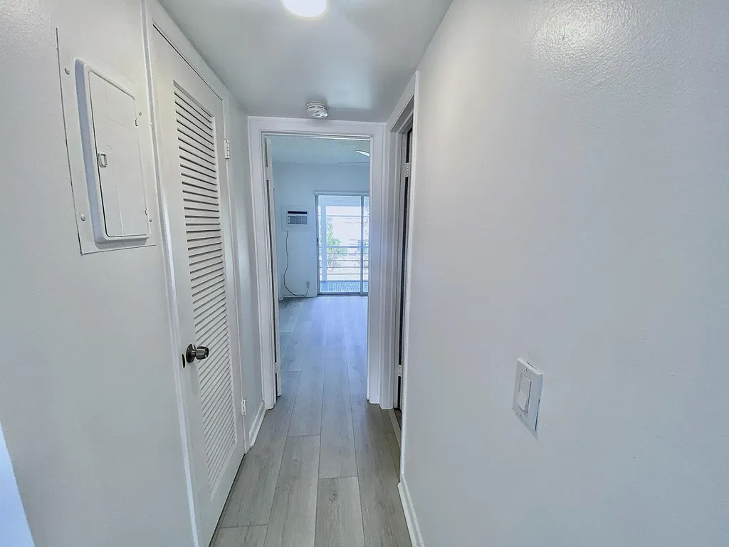 98 E Tilford Place Deerfield Beach FL 33442