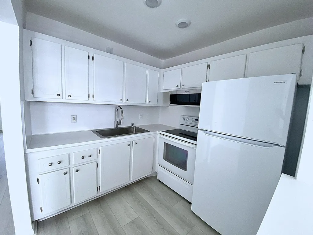 98 E Tilford Place Deerfield Beach FL 33442