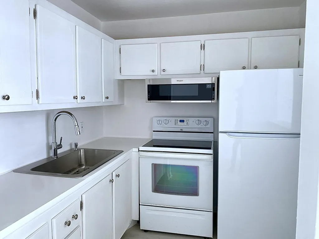 98 E Tilford Place Deerfield Beach FL 33442