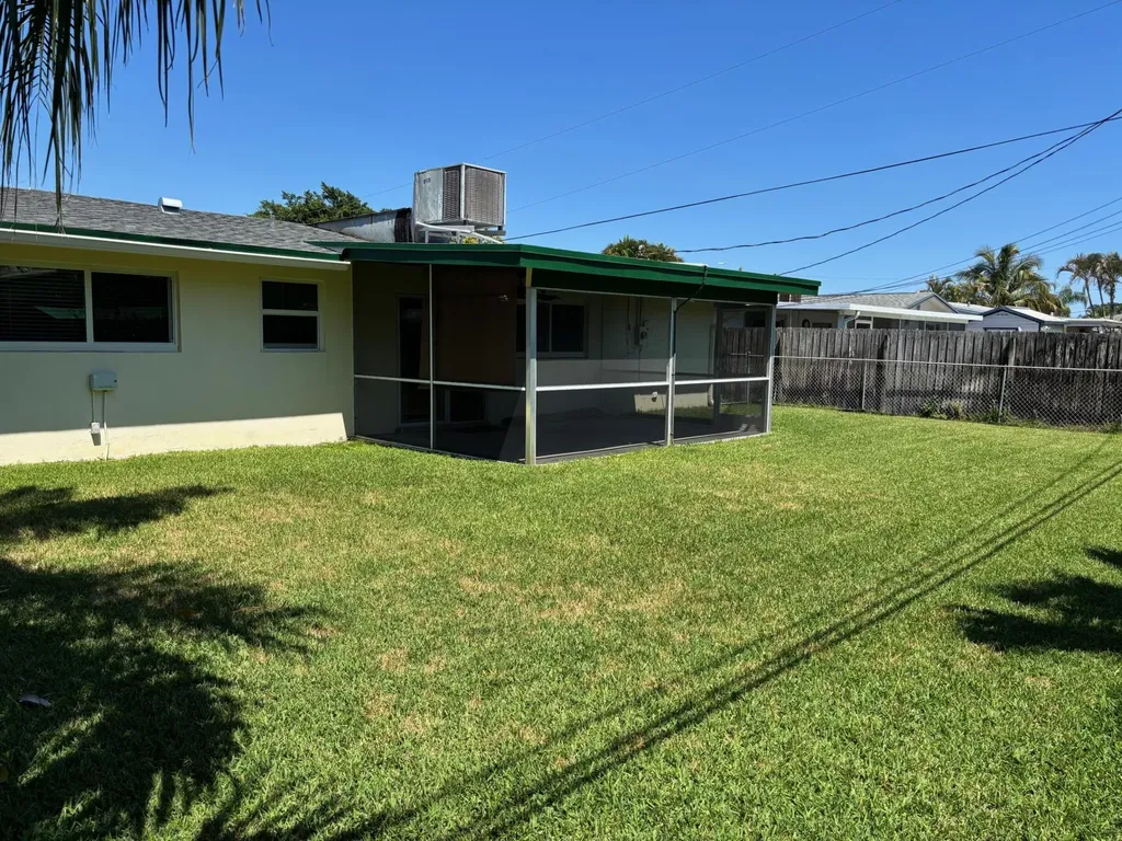 284 Cherry Street Palm Beach Gardens FL 33410